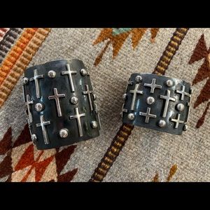 Gorgeous Chimney Butte Cuff bracelets sold separately ❤️❤️…